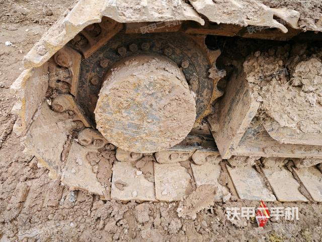 右驅(qū)動(dòng)輪(行走機(jī)構(gòu)) 右驅(qū)動(dòng)輪(行走機(jī)構(gòu))