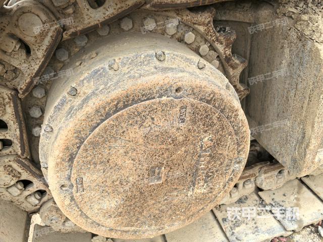 右側(cè)行走馬達蓋板（行走機構(gòu)）