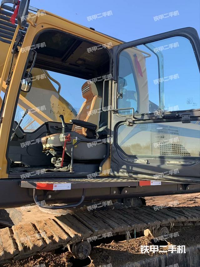 驾驶室整体(整机外观) 驾驶室整体(整机外观)