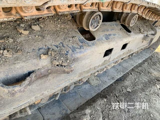 單側(cè)履帶整體（整機外觀）