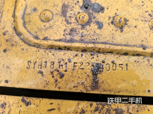 鏟斗45度(工作和回轉(zhuǎn)裝置) 鏟斗45度(工作和回轉(zhuǎn)裝置)