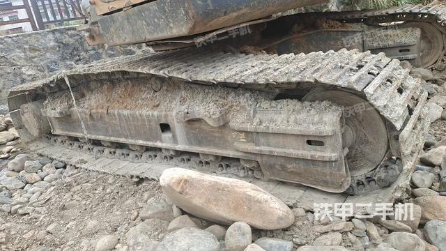 單側(cè)履帶整體（整機(jī)外觀）