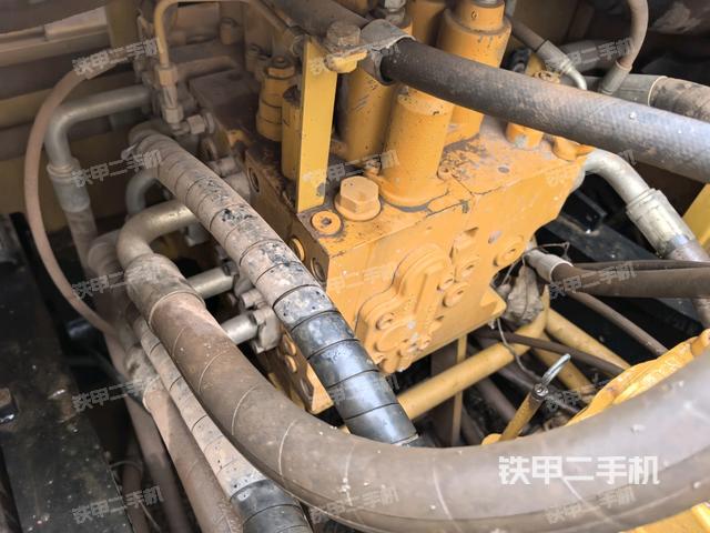 發(fā)動(dòng)機(jī)室(上車部件) 發(fā)動(dòng)機(jī)室(上車部件)