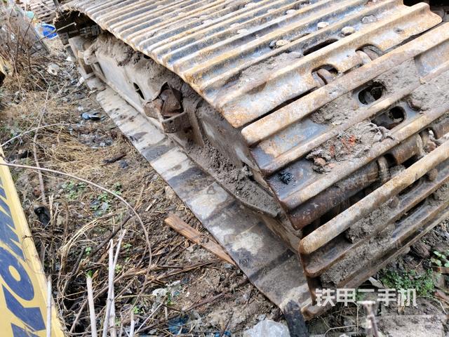 單側(cè)履帶整體（整機(jī)外觀）