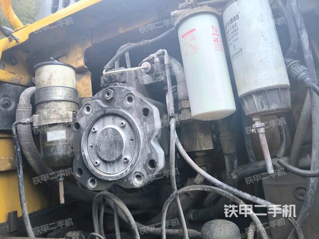 液壓泵斜45?左（大件艙室）