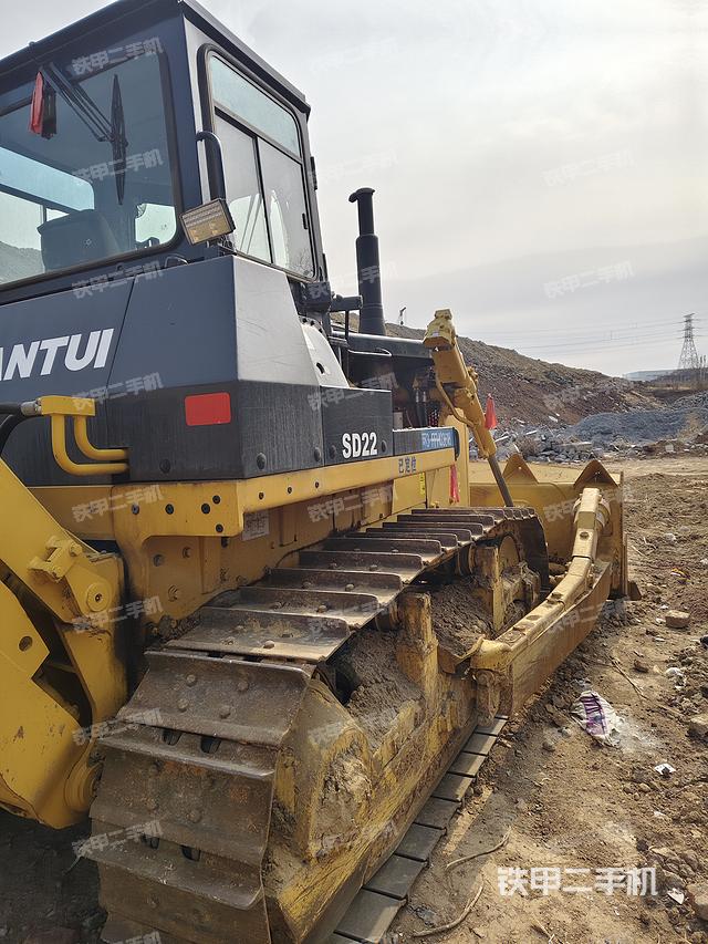 整机左侧（设备外观及核心部件）