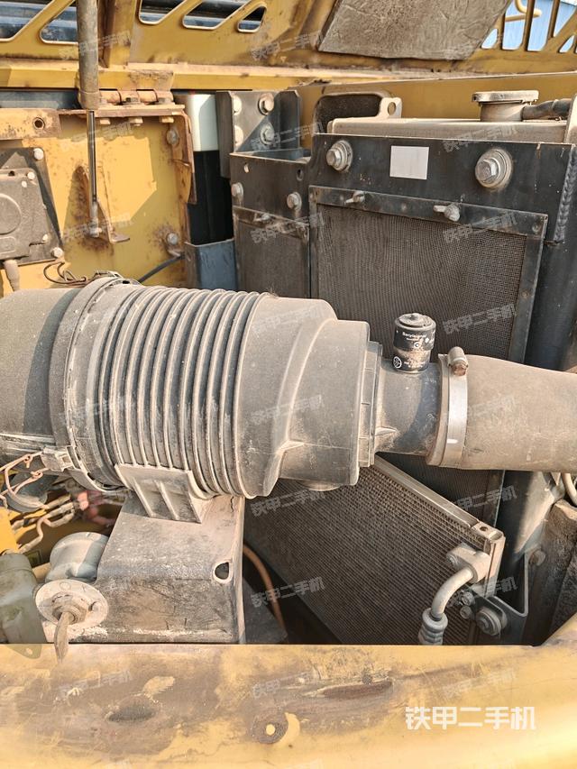 散熱器室(大件艙室) 散熱器室(大件艙室)