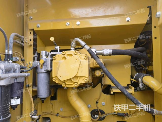 液壓泵室（大件艙室）