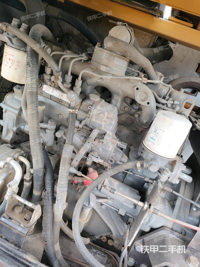 發(fā)動(dòng)機(jī)室(上車(chē)部件) 發(fā)動(dòng)機(jī)室(上車(chē)部件)