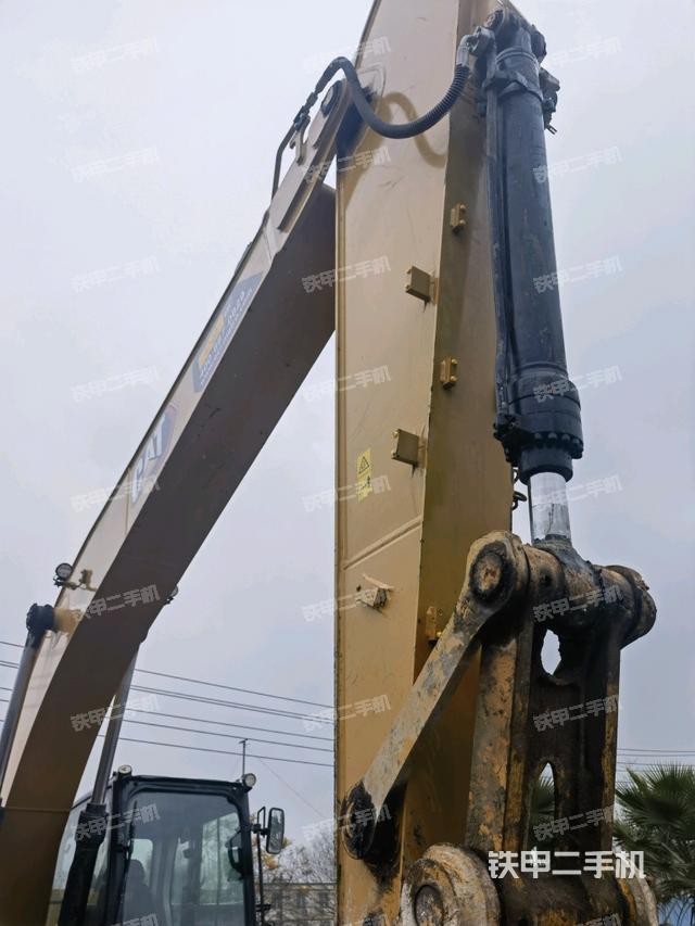 大臂整體?右側(cè)（工作和回轉(zhuǎn)裝置）