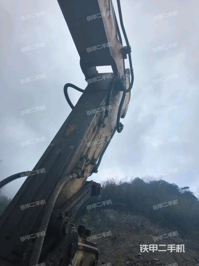 大臂整體?右側(cè)（工作和回轉(zhuǎn)裝置）