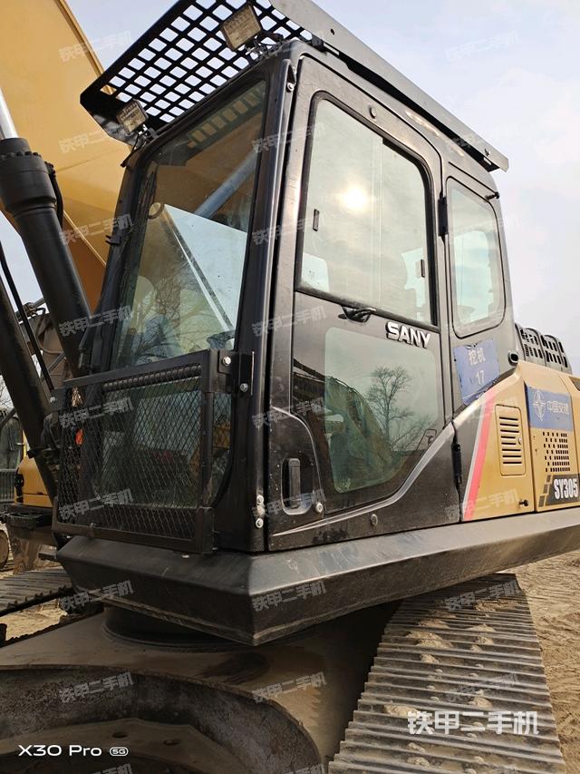 駕駛室整體（整機(jī)外觀）