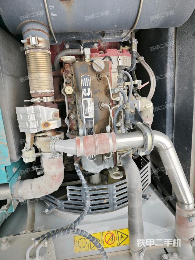 發(fā)動(dòng)機(jī)室(上車部件) 發(fā)動(dòng)機(jī)室(上車部件)