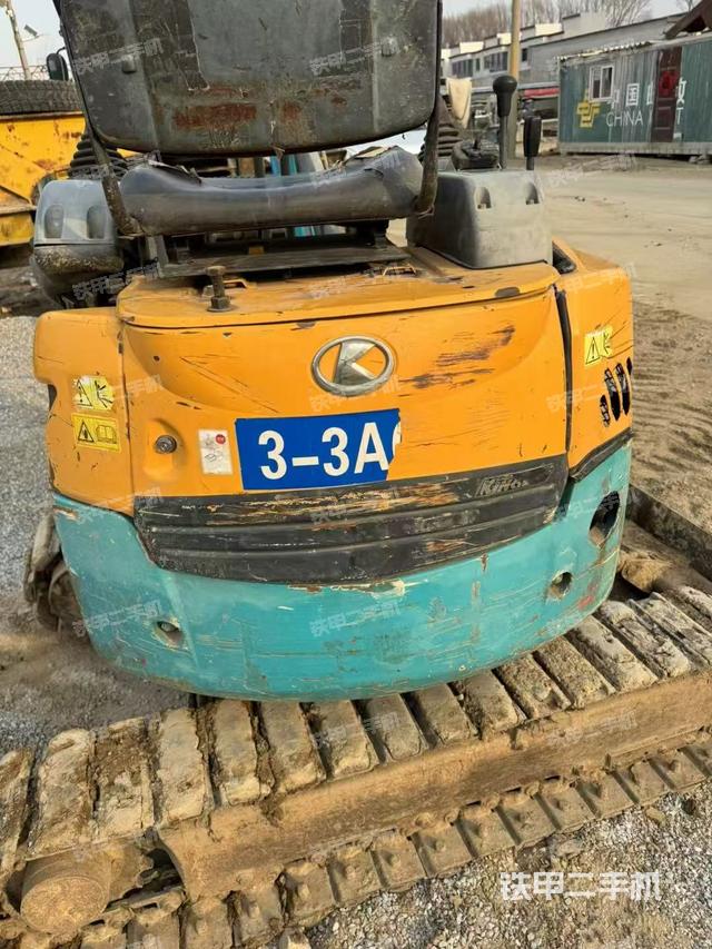 駕駛室整體（整機(jī)外觀）