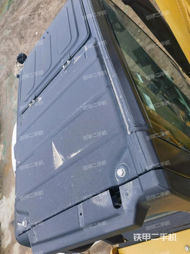 駕駛室頂部俯視（上車部件）