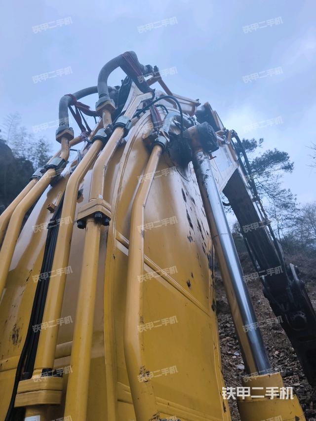 小臂整體左后（工作和回轉(zhuǎn)裝置）