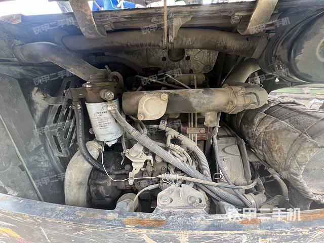 發(fā)動機(jī)整體俯視（整機(jī)外觀）