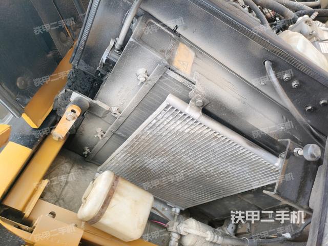 散熱器室(大件艙室) 散熱器室(大件艙室)