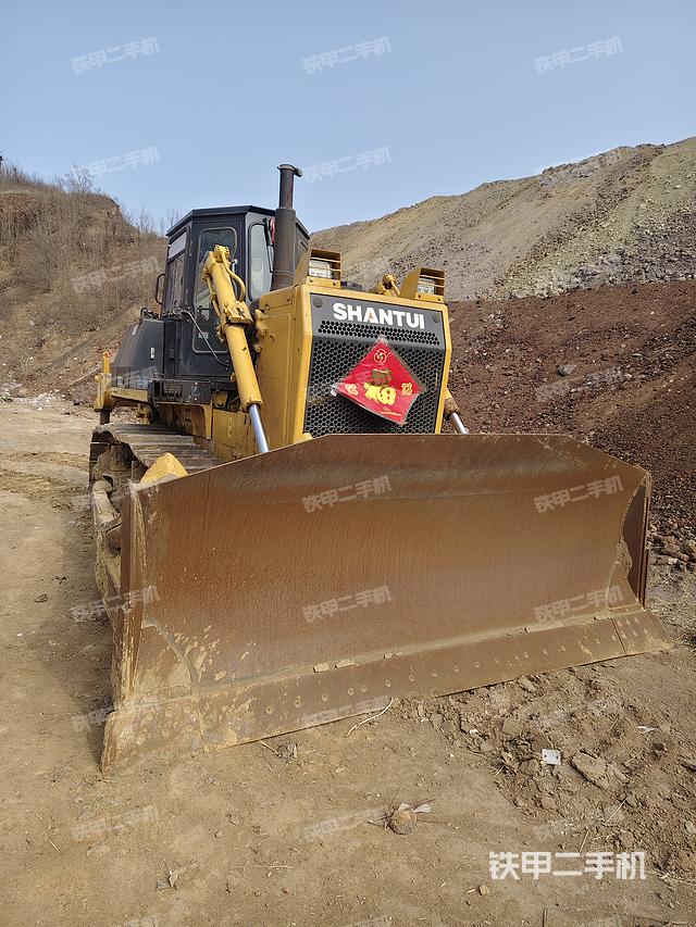 山推SD23推土机