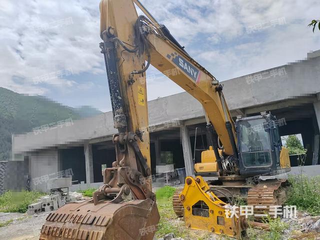 三一重工SY205C挖掘机