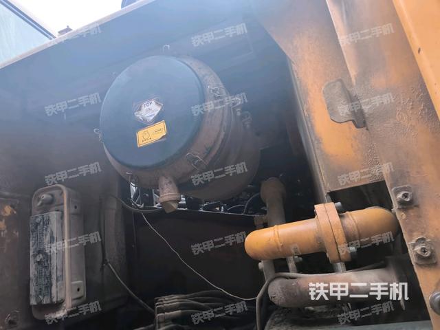 液壓泵斜45?右（大件艙室）