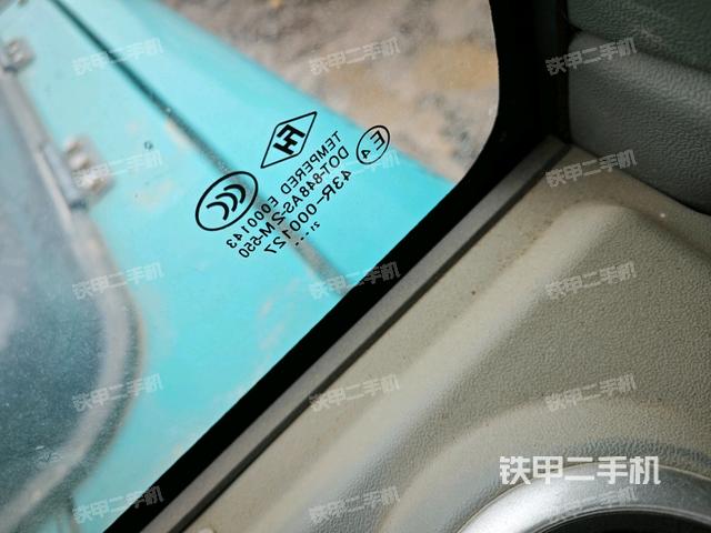 座椅后部(駕駛室部分) 座椅后部(駕駛室部分)