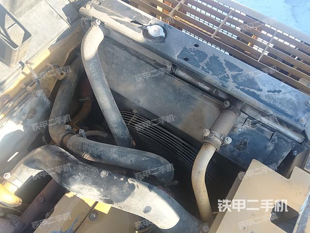 駕駛室整體（整機(jī)外觀）