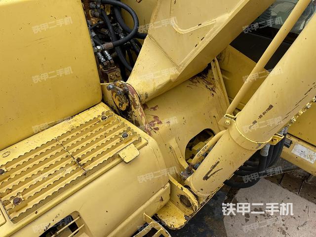 大臂根部?斜視（工作和回轉(zhuǎn)裝置）