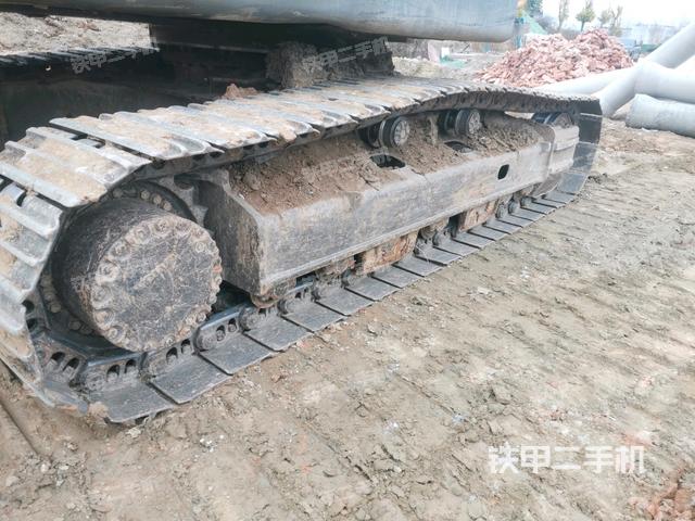 右側(cè)履帶整體（行走機(jī)構(gòu)）