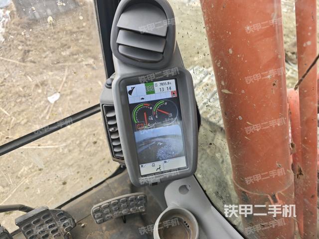 顯示屏?(駕駛室部分) 顯示屏?(駕駛室部分)