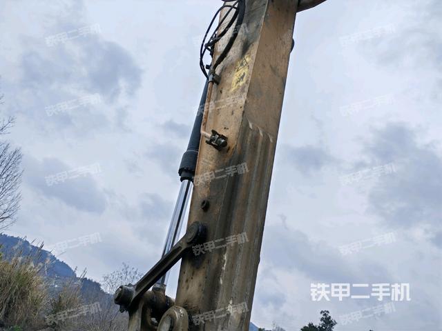 小臂整體左后（工作和回轉(zhuǎn)裝置）