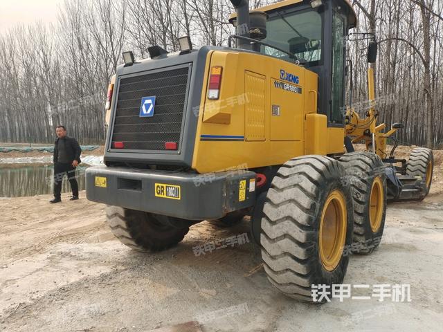 右后45(整機(jī)外觀) 右后45(整機(jī)外觀)