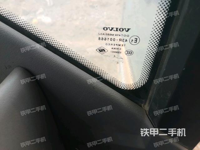 后窗玻璃角標(biāo)（駕駛室部分）