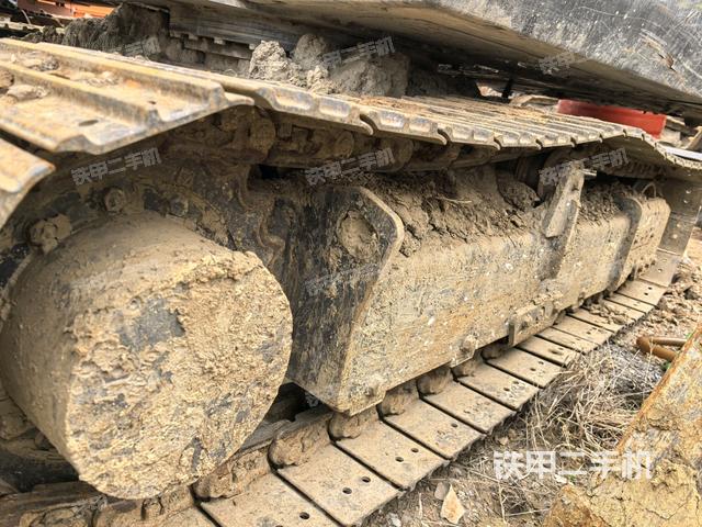 右側履帶整體?（行走機構）