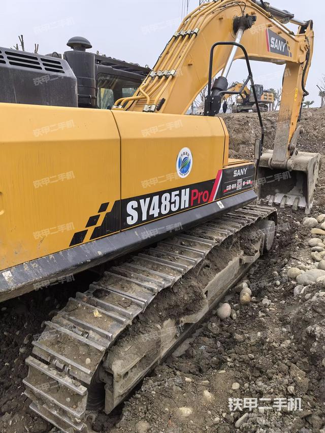 整機右后45°（整機外觀）