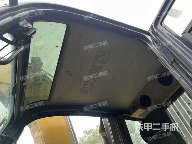 頂棚整體（駕駛室部分）