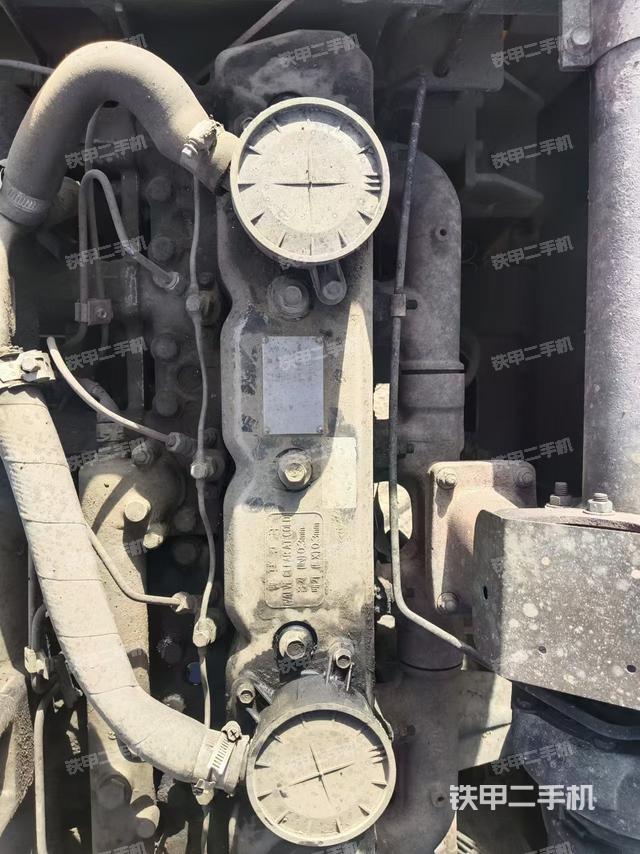 发动机整体俯视（整机外观）