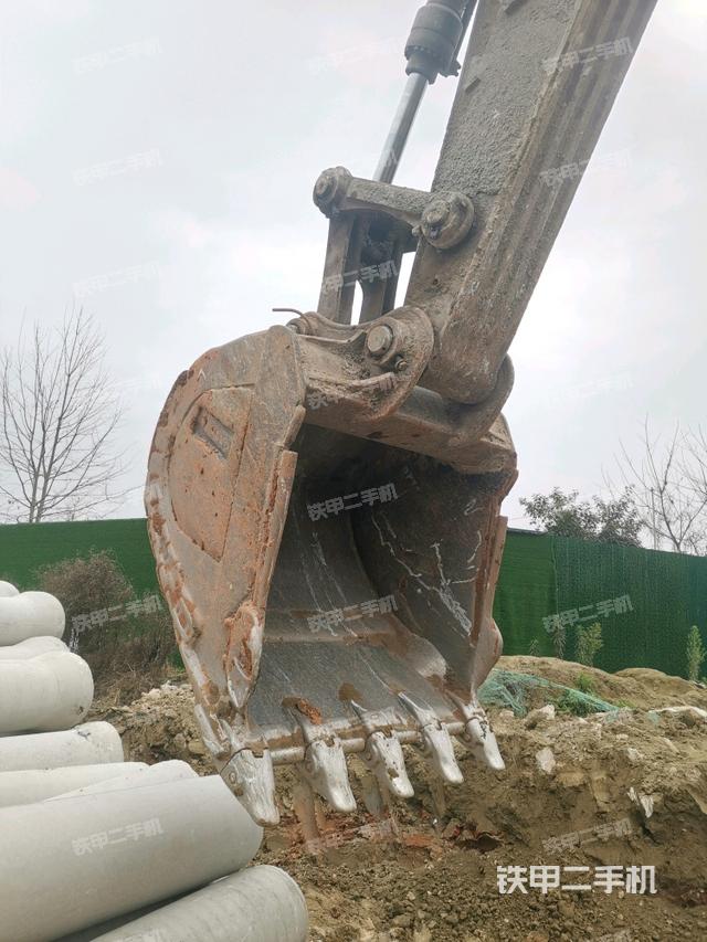 小臂整體左后（工作和回轉(zhuǎn)裝置）