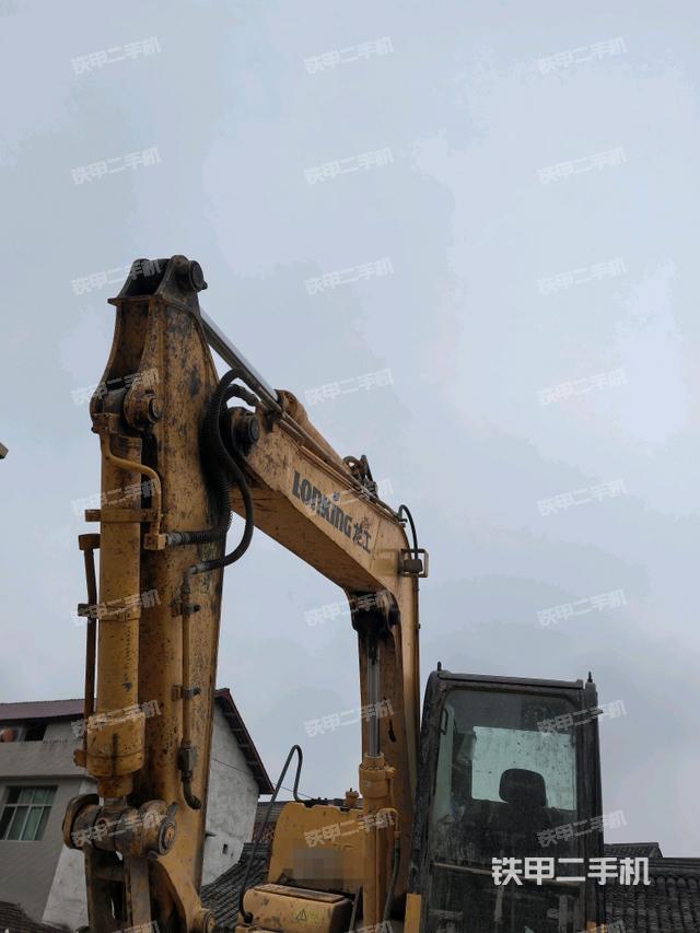 小臂整體左后(工作和回轉(zhuǎn)裝置) 小臂整體左后(工作和回轉(zhuǎn)裝置)