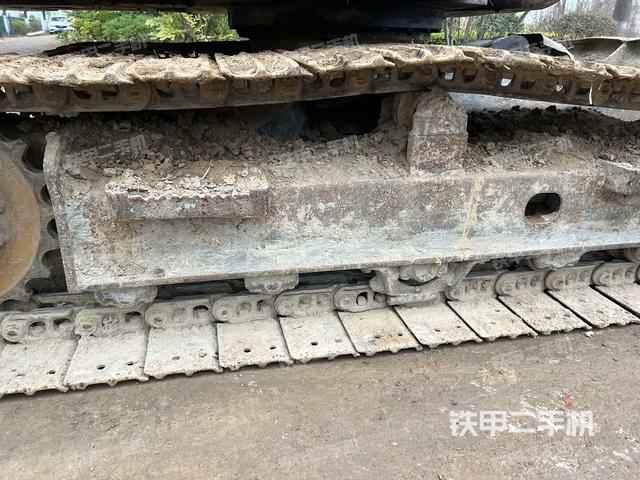 左導(dǎo)向輪（行走機(jī)構(gòu)）