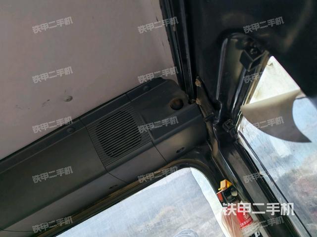 右側(cè)玻璃角標(biāo)（駕駛室部分）