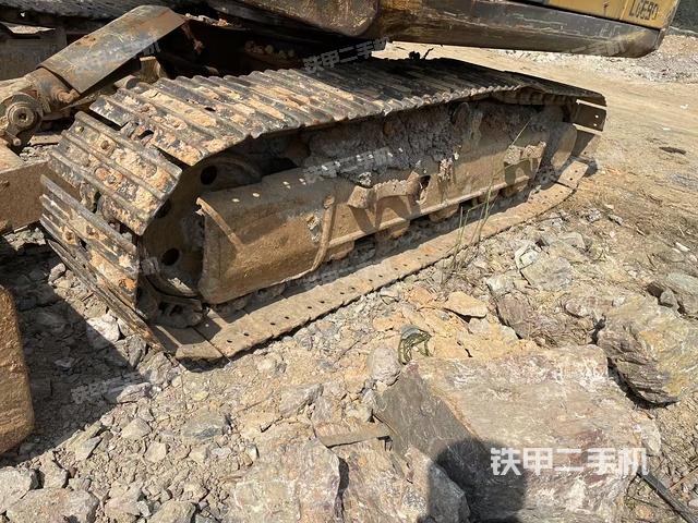 單側(cè)履帶整體（整機(jī)外觀）