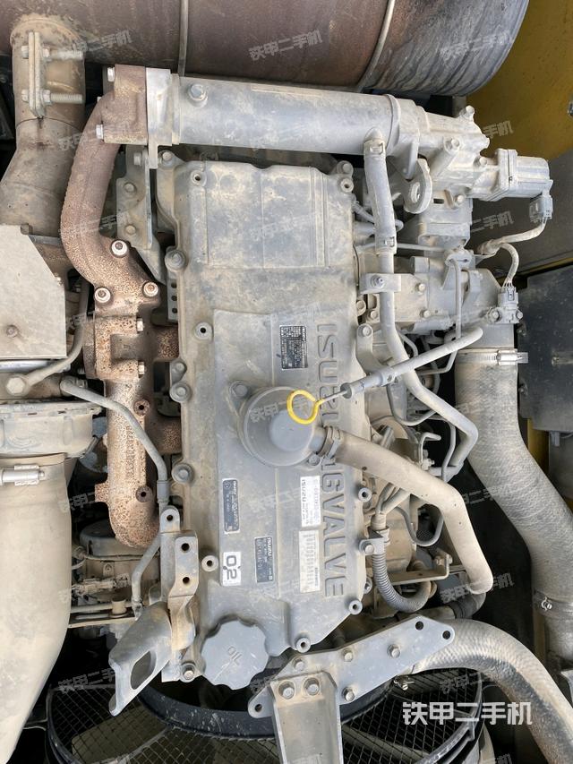 發(fā)動機整體俯視(整機外觀) 發(fā)動機整體俯視(整機外觀)