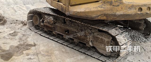 单侧履带整体（整机外观）