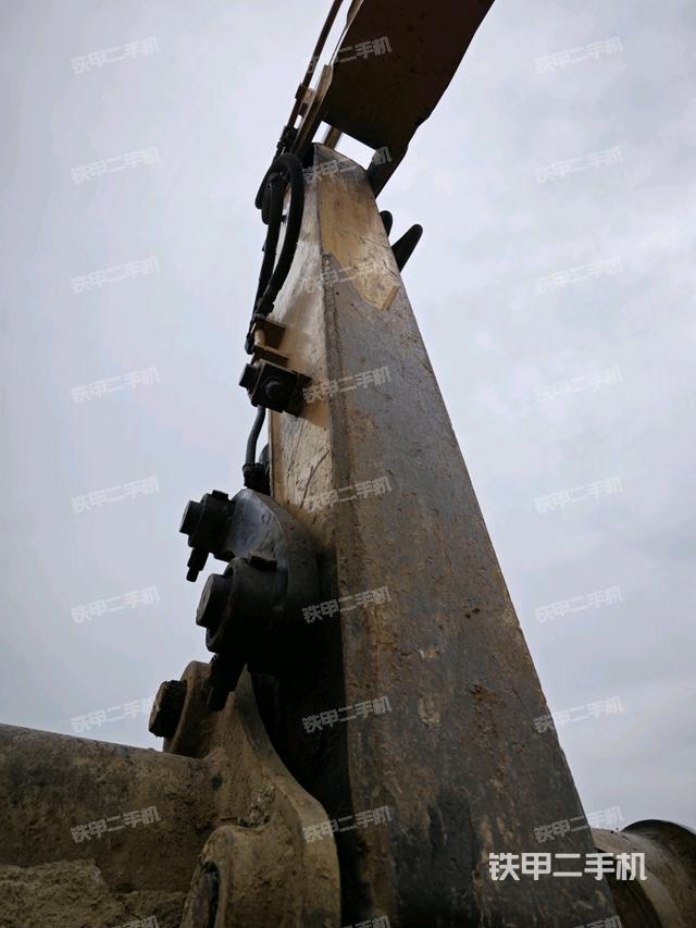 小臂整體左后（工作和回轉(zhuǎn)裝置）