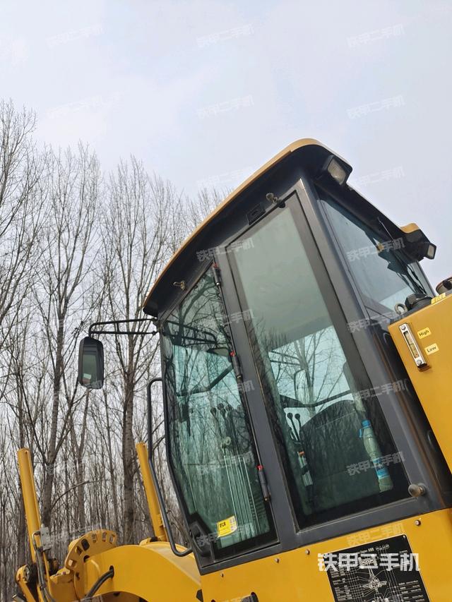 駕駛室頂部(駕駛室/操作室) 駕駛室頂部(駕駛室/操作室)