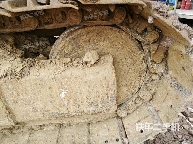 右導(dǎo)向輪（行走機(jī)構(gòu)）