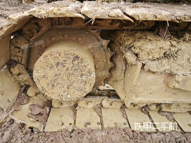 右驅(qū)動(dòng)輪（行走機(jī)構(gòu)）