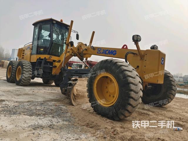 左托鏈輪+鏈筋(行走機(jī)構(gòu)) 左托鏈輪+鏈筋(行走機(jī)構(gòu))