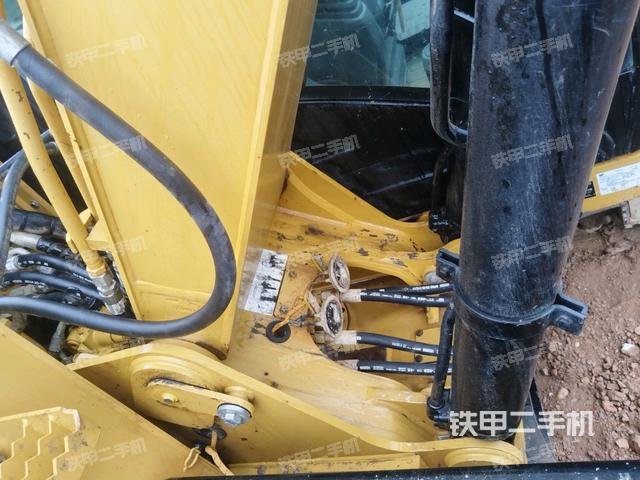 大臂根部?斜視（工作和回轉(zhuǎn)裝置）